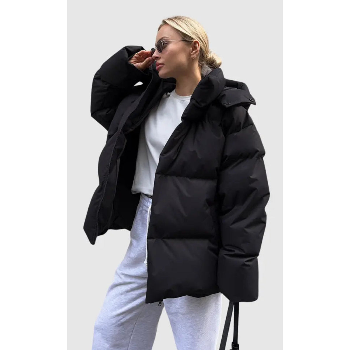 Black Puffer Jacket Women Chic Design Winter Coat for Warmth 0