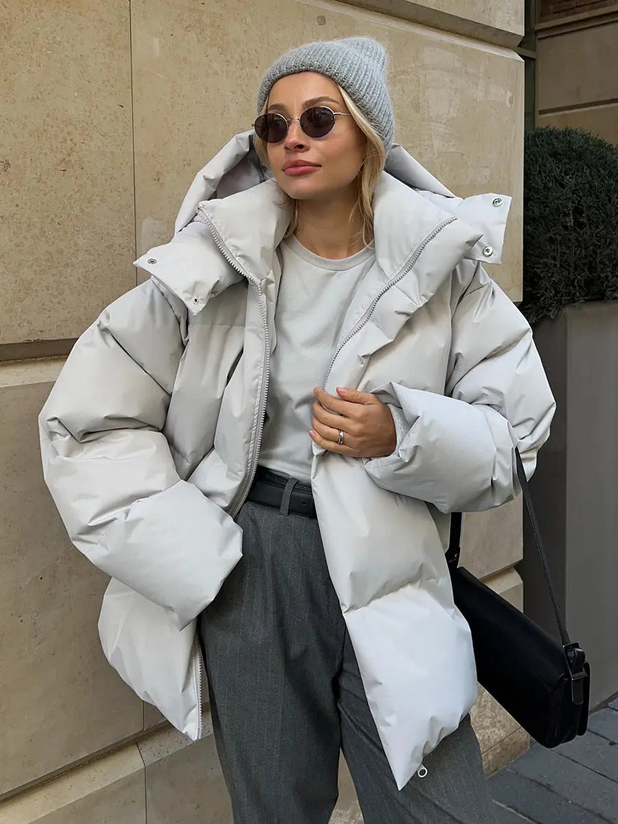 Black Puffer Jacket Women Chic Design Winter Coat for Warmth 2