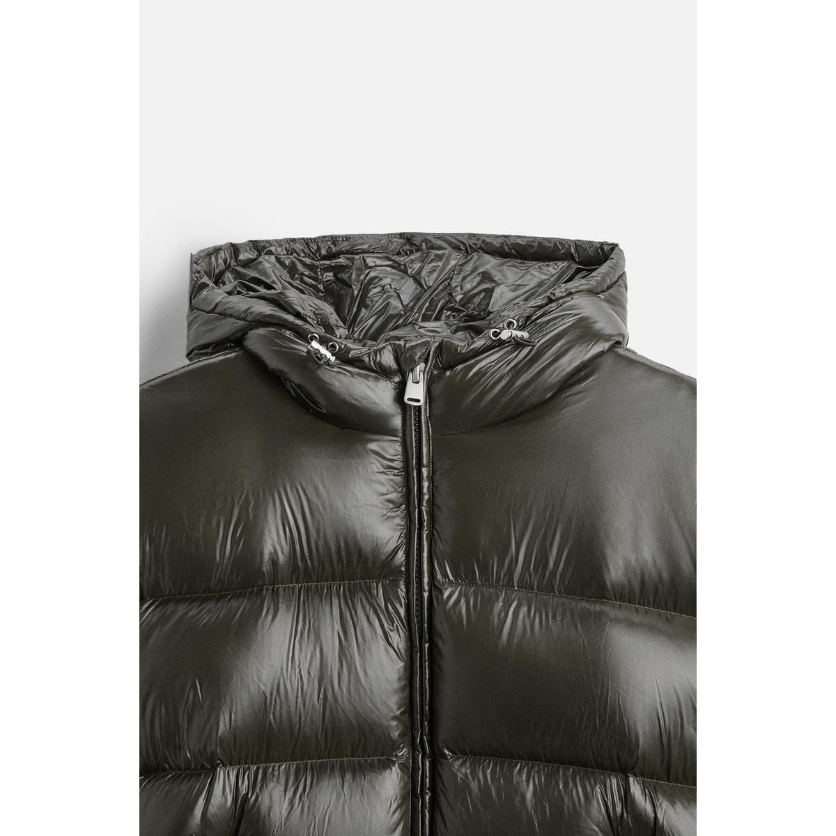 Black Puffer Jacket Women Elegant Winter Essential Stylish Comfort 5