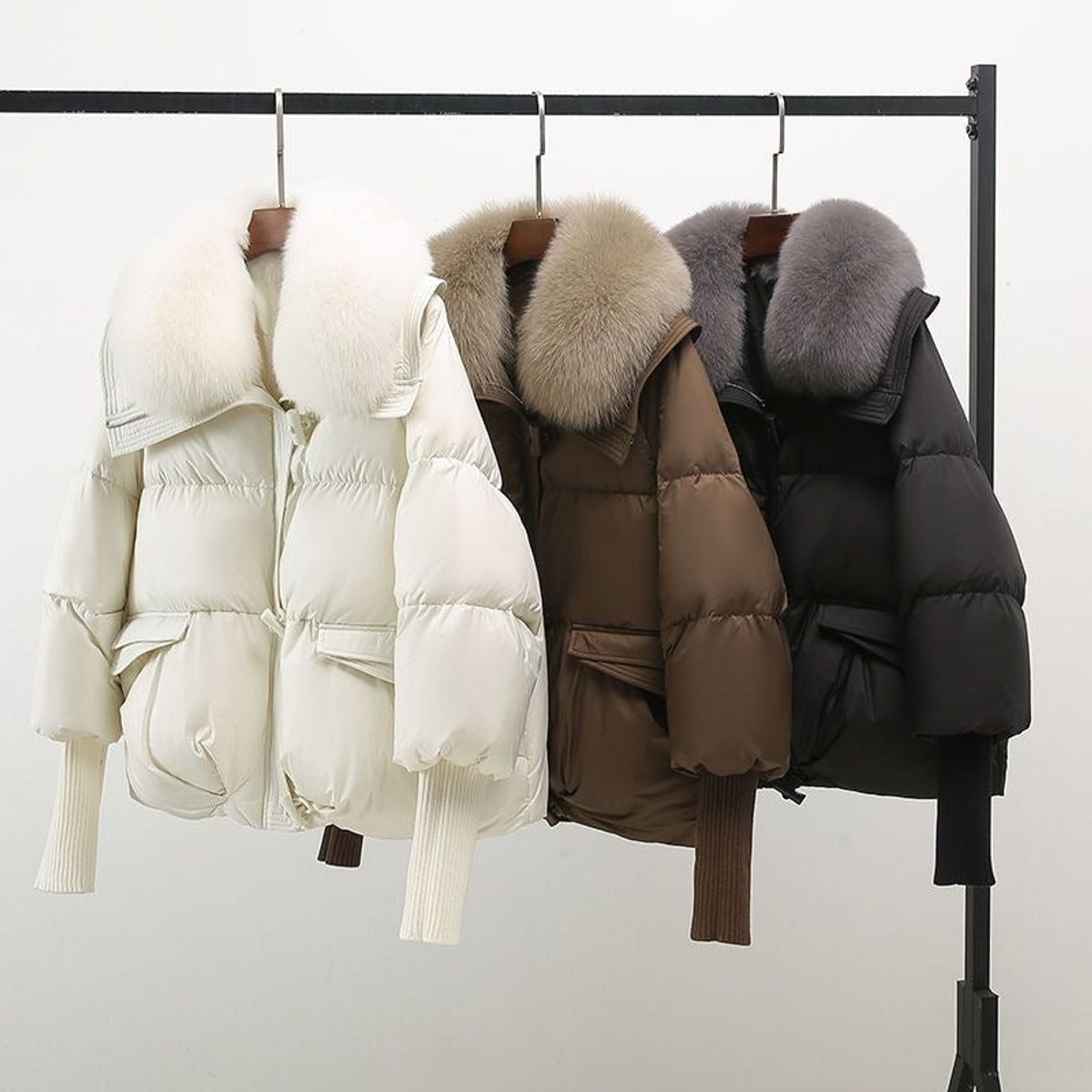 Black Puffer Jacket Women Extended Length Luxurious Fur Collar 4