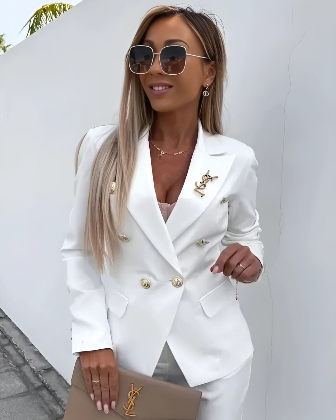 Double-Breasted Women's Suit Tailored Fit Elegant Chic for Business & Events 9