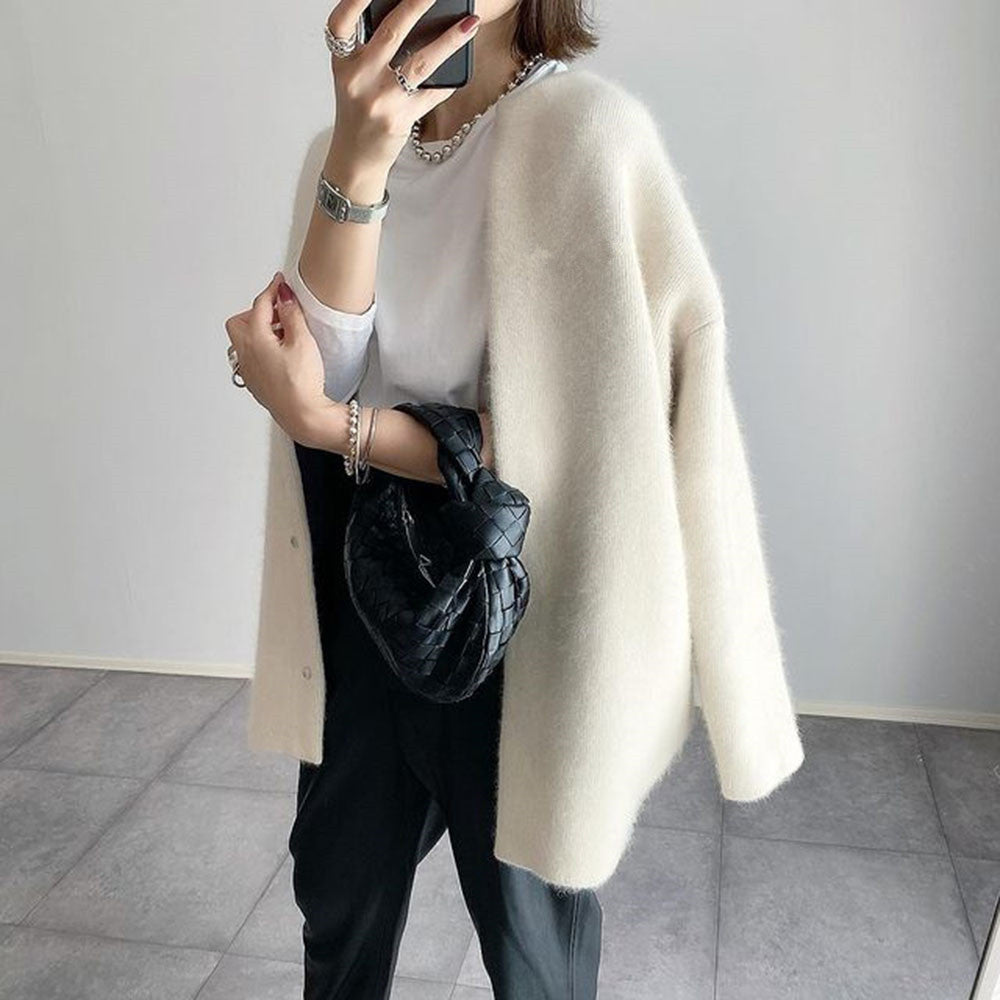 Elegant Cashmere Cardigan Sweater for Women Sophisticated Style 2