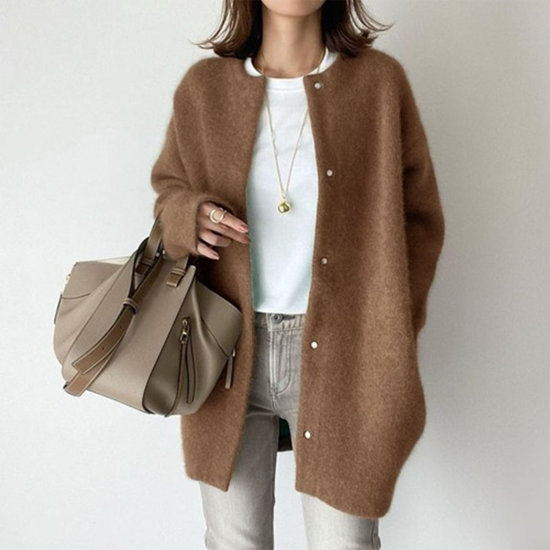Elegant Cashmere Cardigan Sweater for Women Sophisticated Style 4
