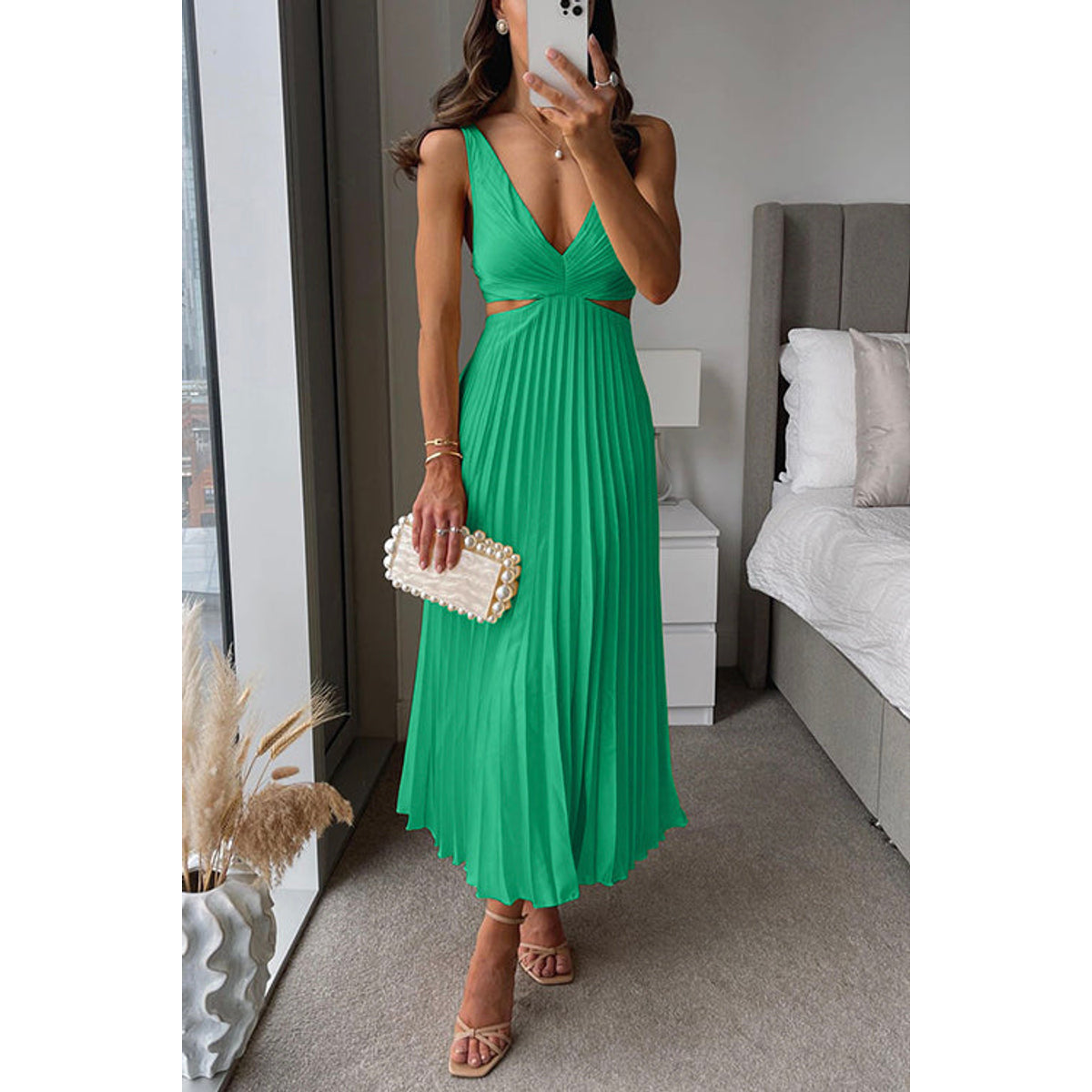 Elegant Plissé Evening Dress Midi Timeless Style for Formal Occasions 8