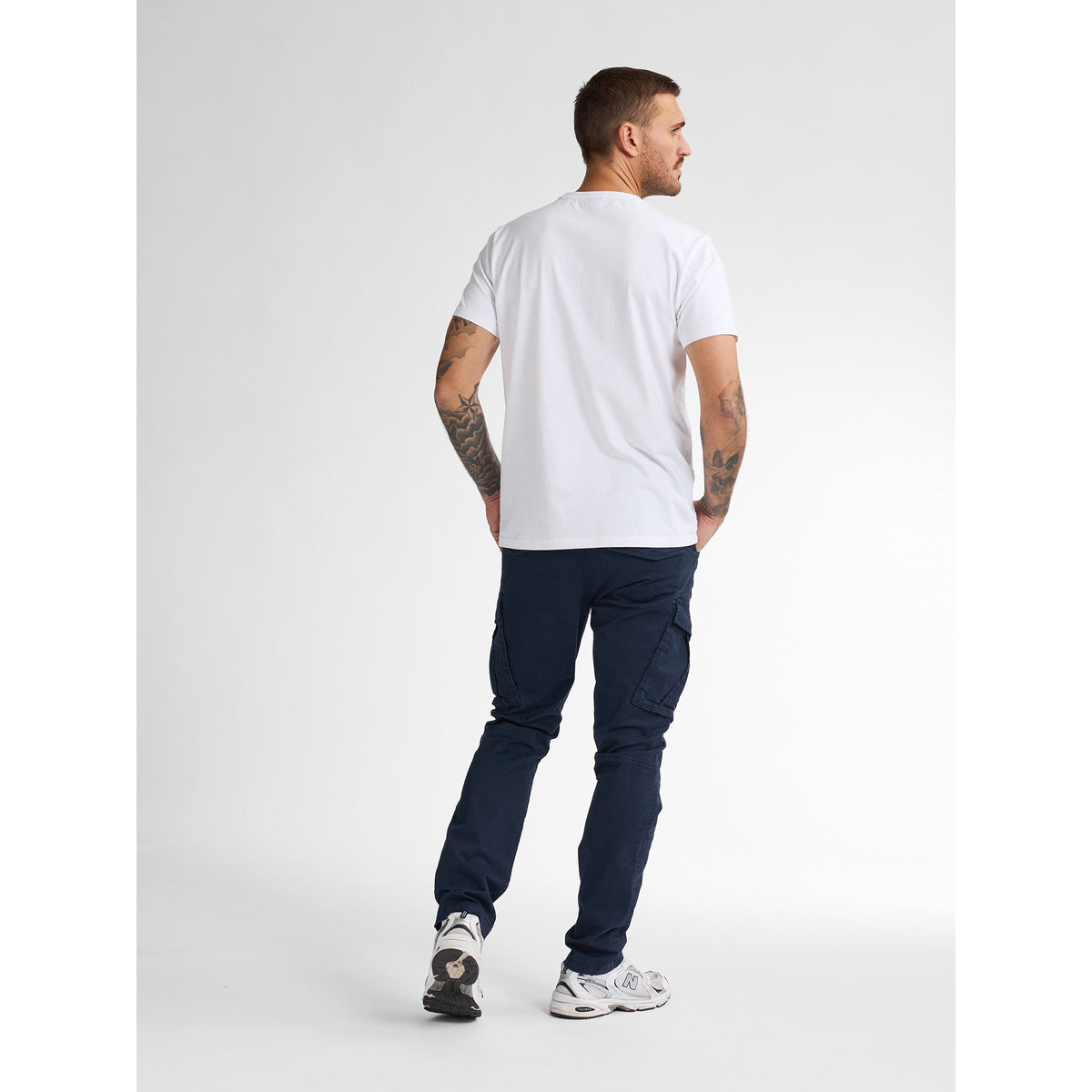 High Waist Black Cargo Pants for Men - Adjustable Fit, Utility Pockets, Relaxed Style 4