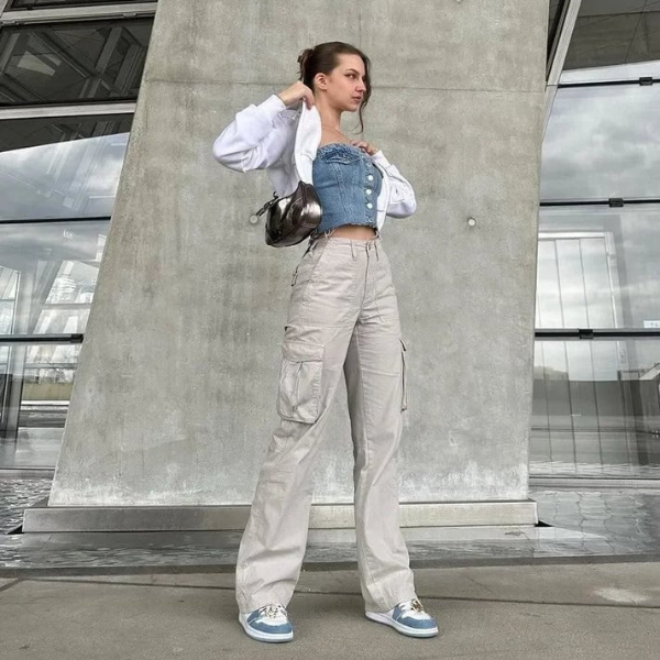 High Waist Black Cargo Pants for Women with Utility Pockets - Relaxed Fit Streetwear Trousers 3