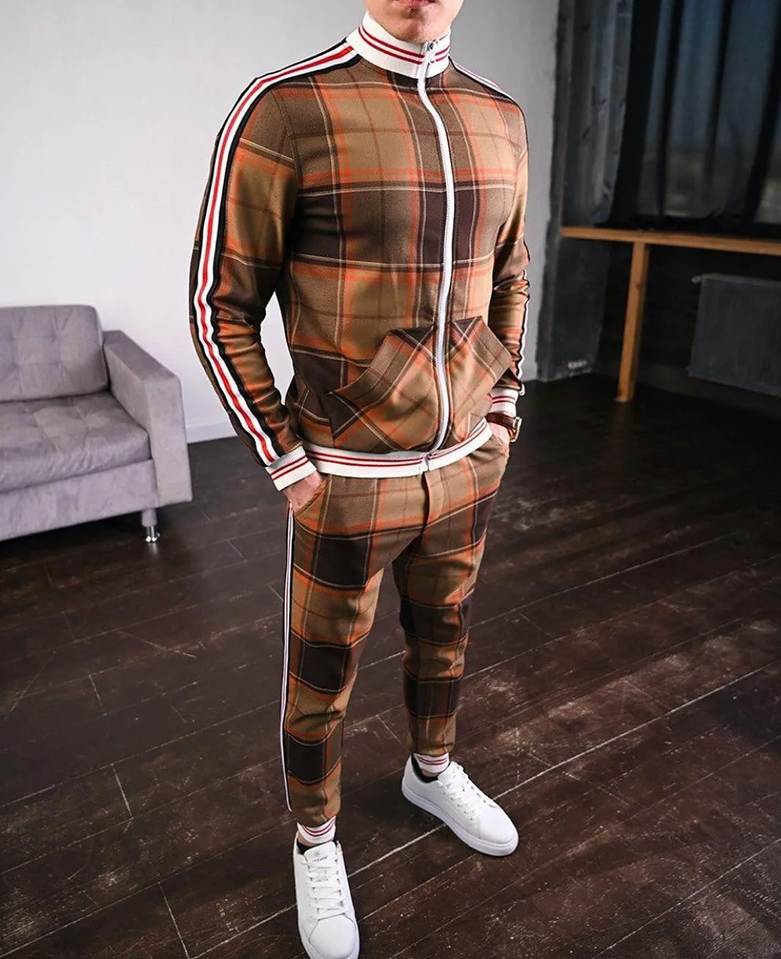 Men's Checkered Tracksuit Co-Ord Set with Striped Cuffs Stylish Comfort 3