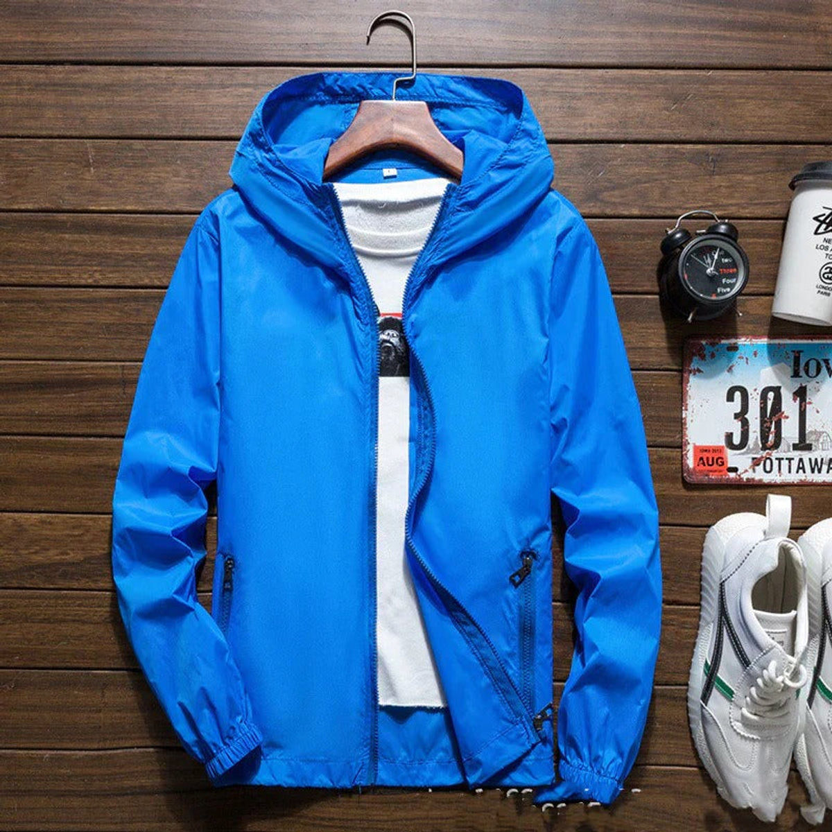 Men's Lightweight Waterproof Jacket with Hood for Outdoor Activities 2