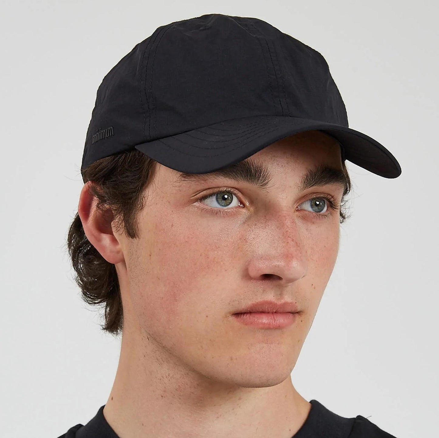 Minimalist Black Baseball Cap - Unisex Curved Brim Hat for Everyday Wear 1