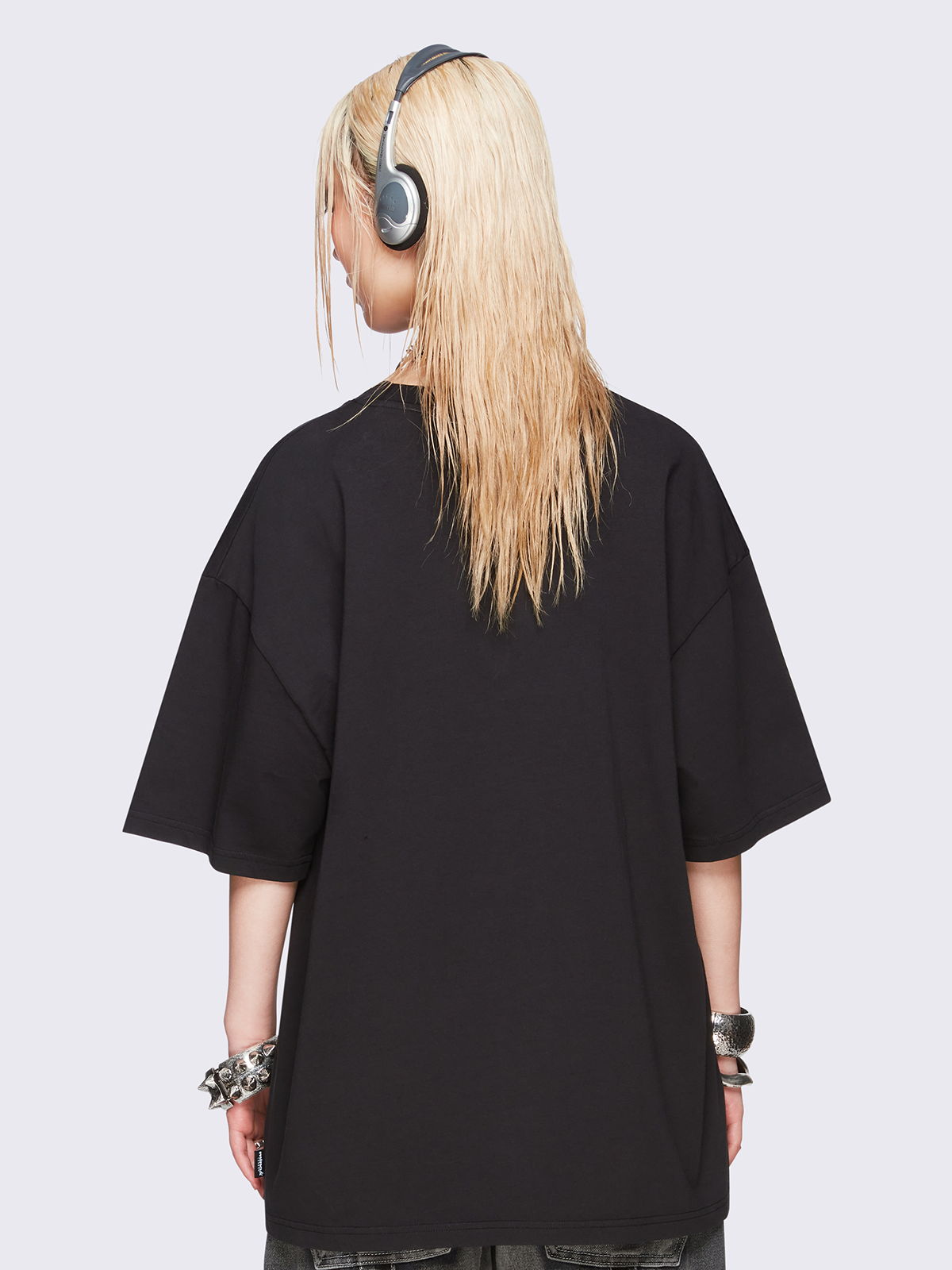 Oversized Women's T-Shirt - Soft Cotton Graphic Tee with Dropped Shoulder Style 2