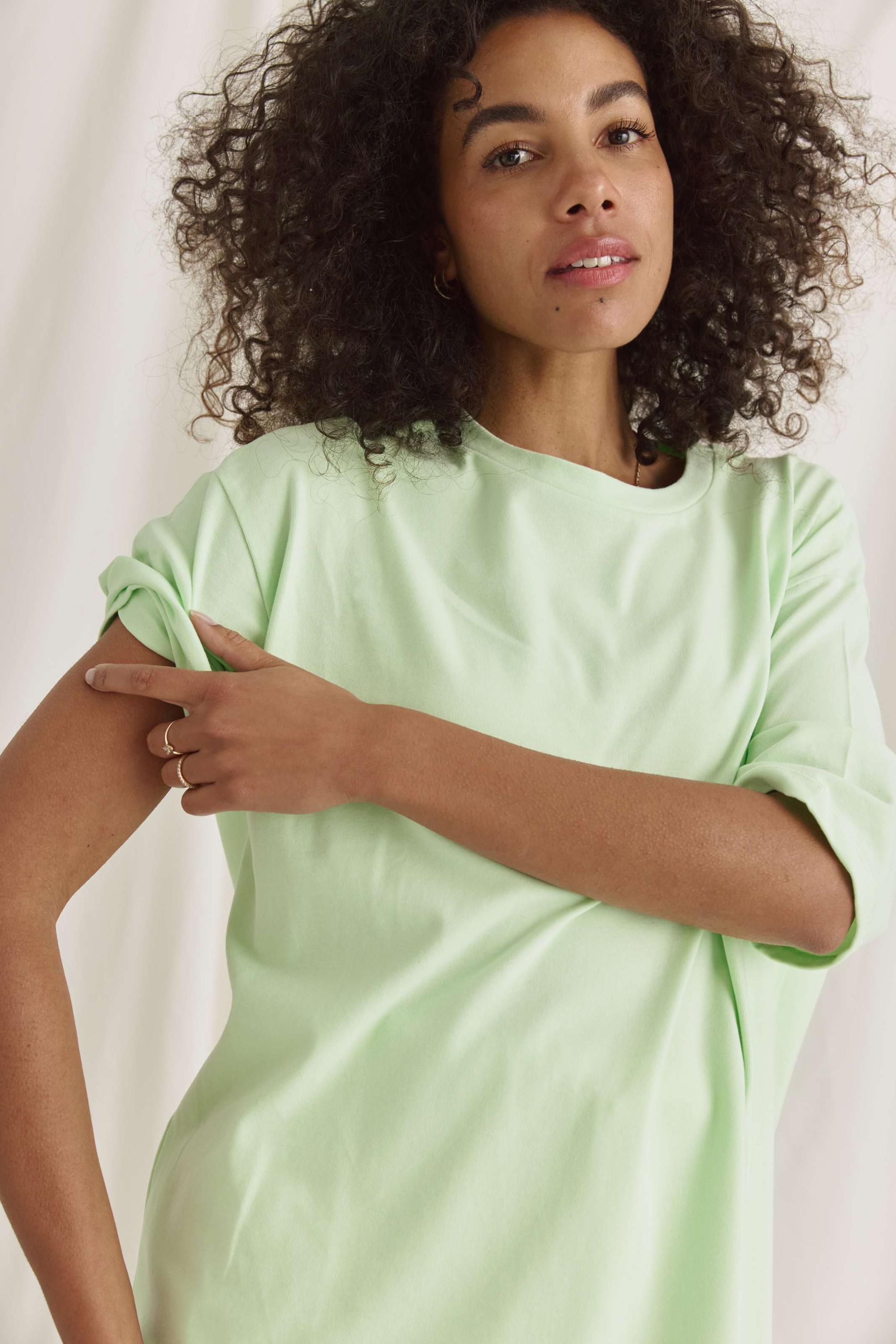 Oversized Women's Tee - Soft Heavyweight Cotton Drop Shoulder T-Shirt in Neutral Tones 3