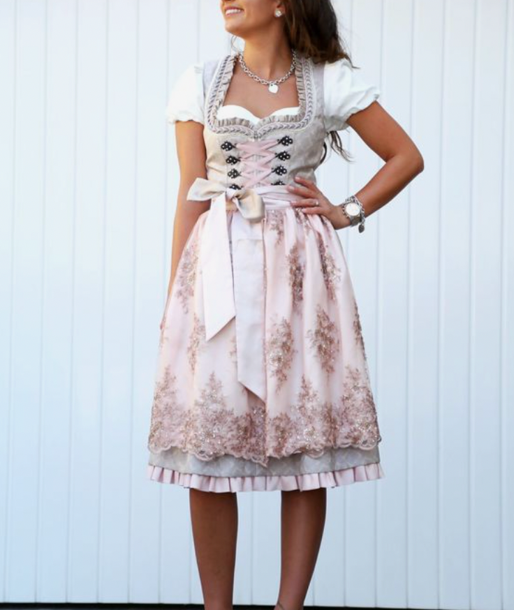 Traditional Dirndl Set with Apron and Blouse for Oktoberfest Celebration 1
