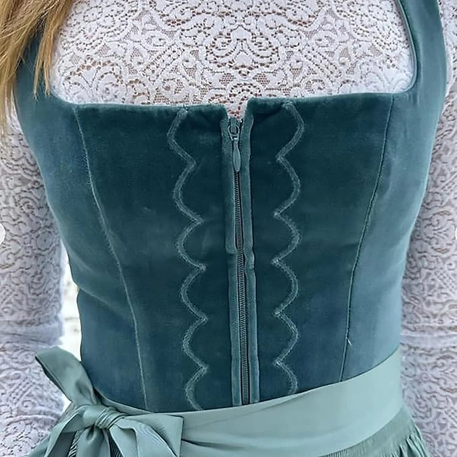 Vintage Dirndl Dress Women Elegant Oktoberfest Classic Style 1