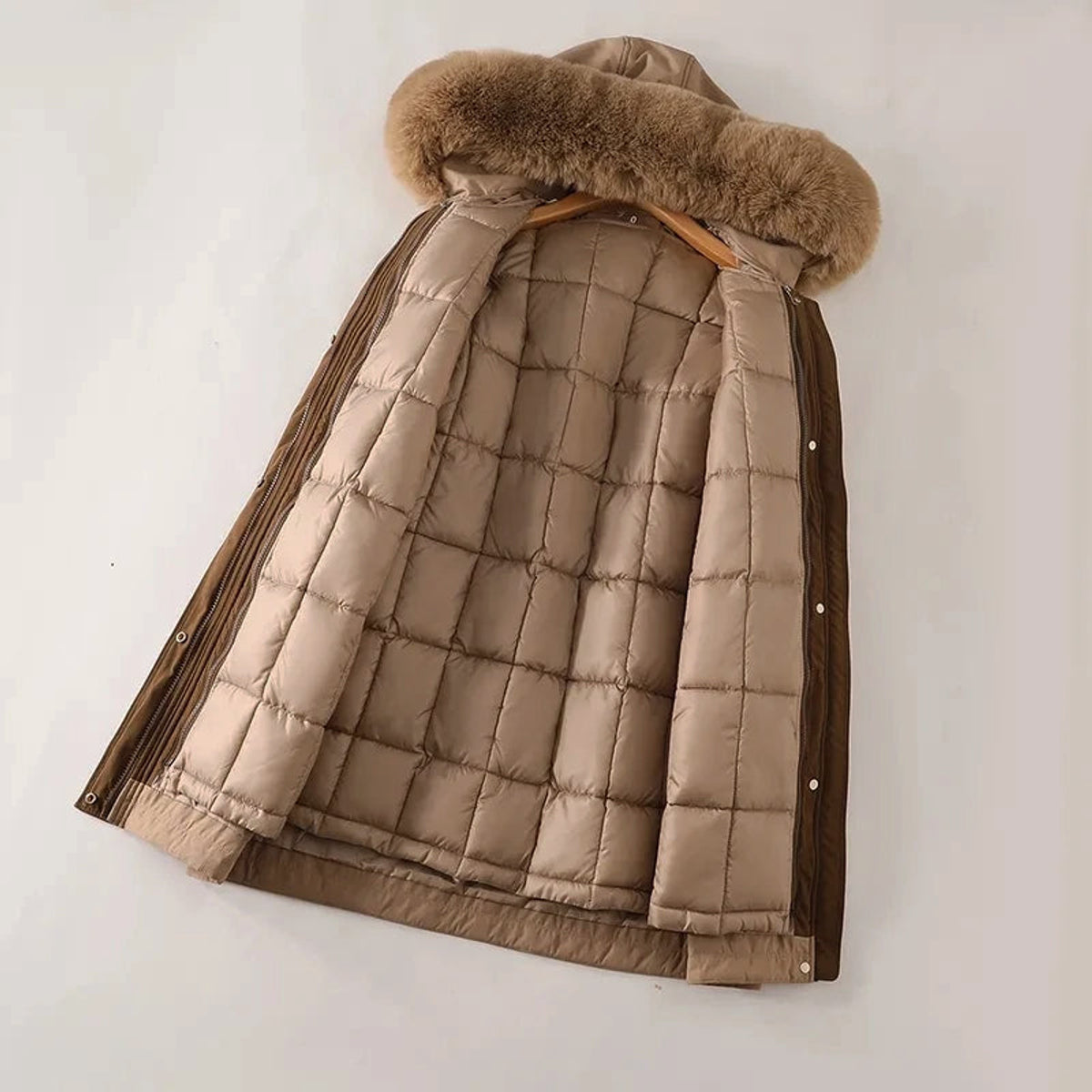 Women's Luxurious Faux Fur Coat with Hood Elegant Winter Design 5