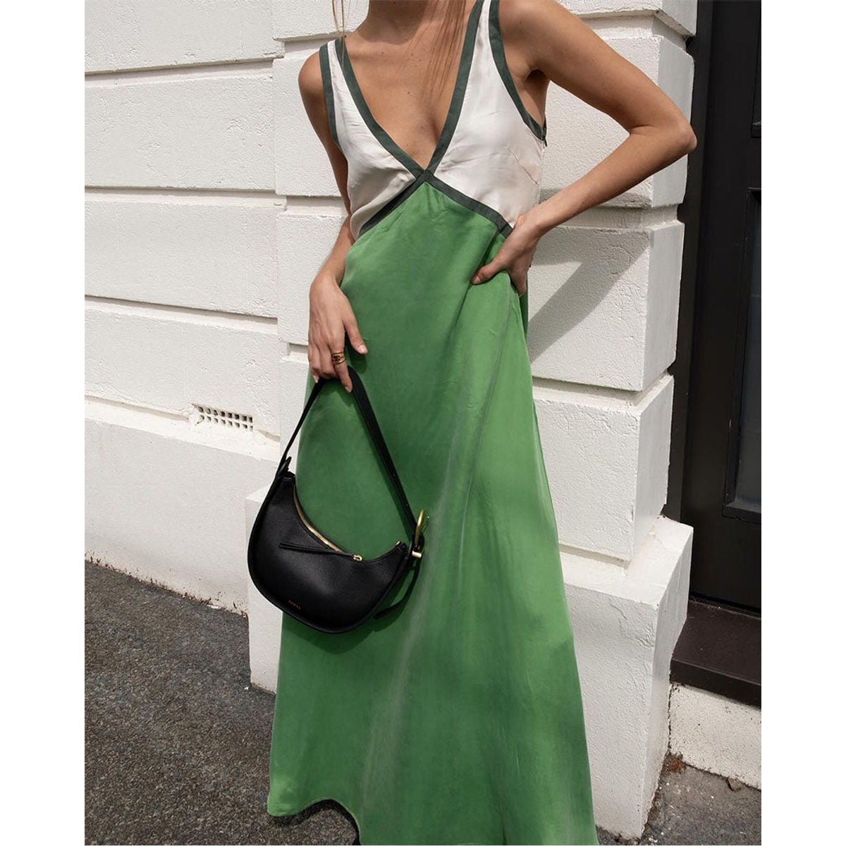 Bold Contrast Maxi Dress V-Neck Elegant Chic Style for Women 2
