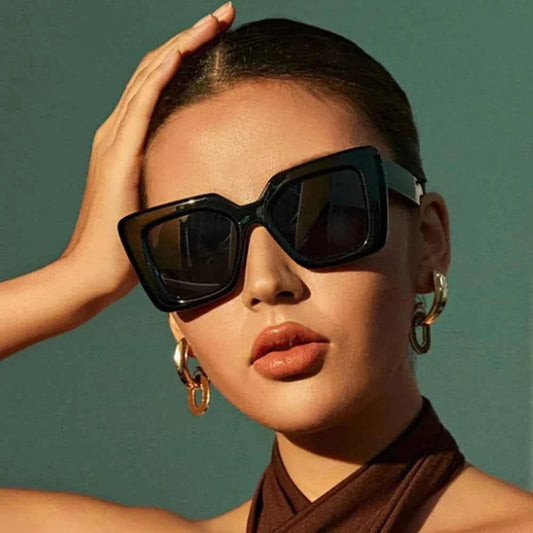 Bold Oversized Cat-Eye Sunglasses - Dark Lens, UV Protection, Unisex Streetwear Eyewear 0