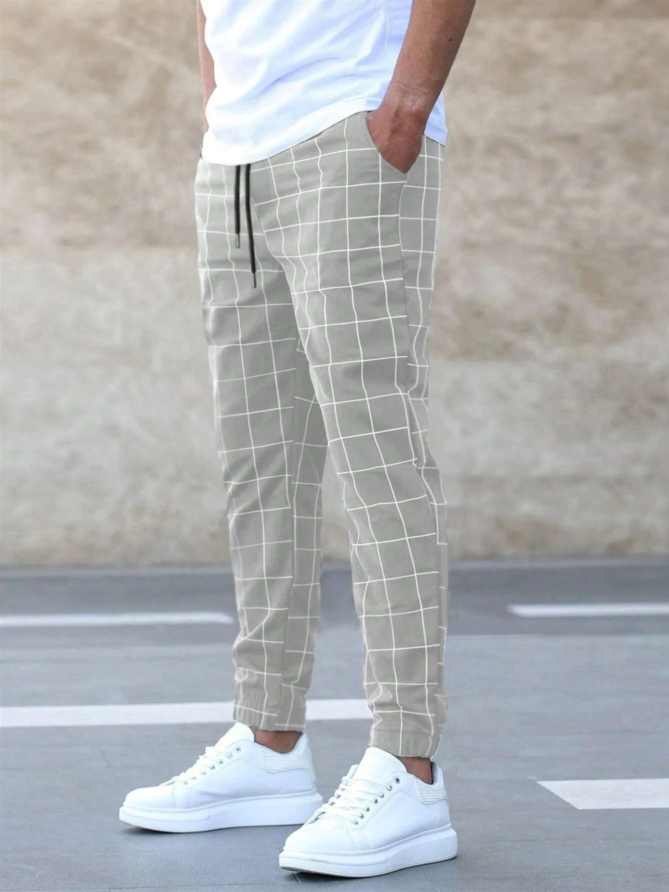 Checkered Jogging Trousers Men Comfortable Casual Pants Stylish Fit 1