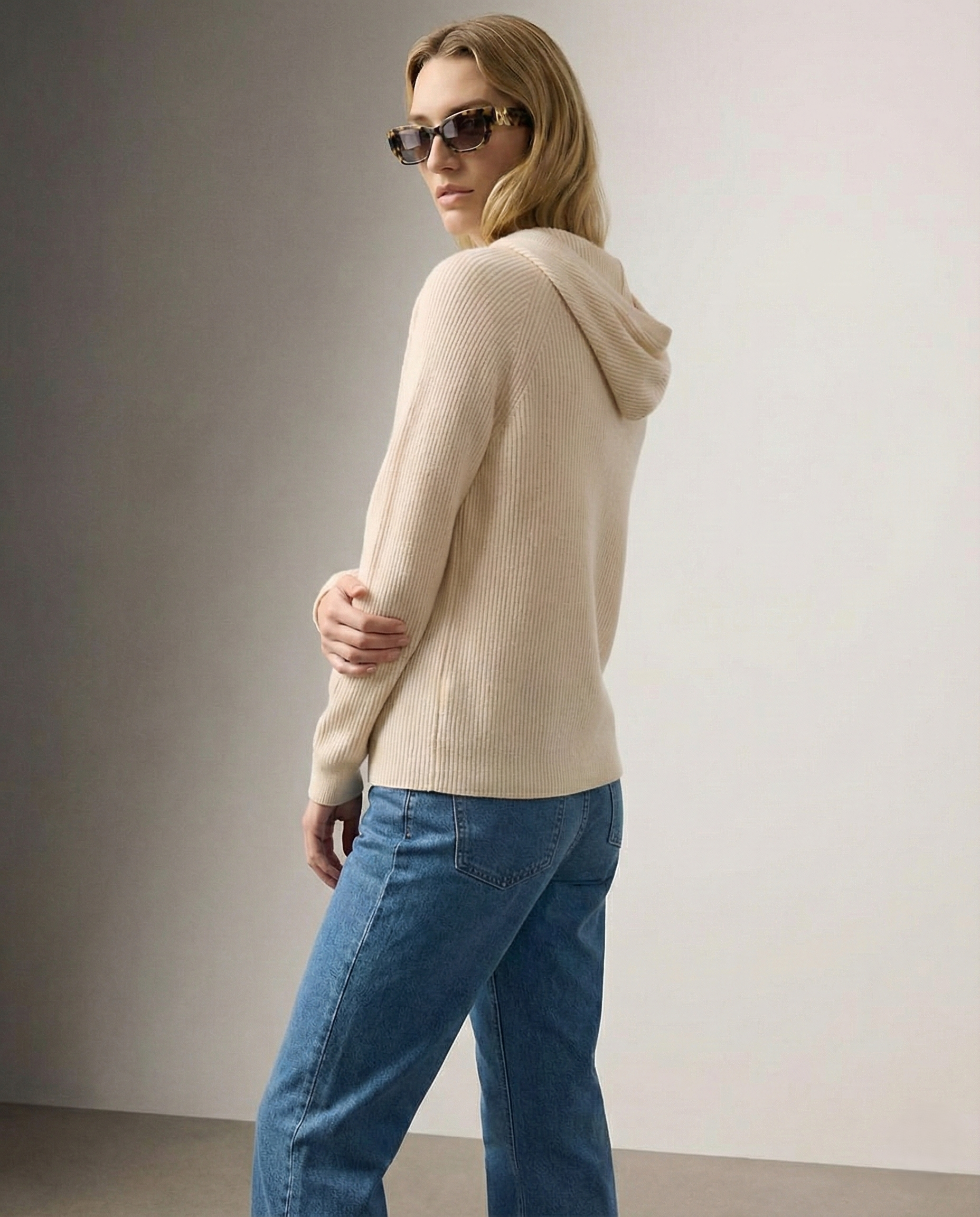 Classic Women's Hoodie Cashmere Blend Relaxed Fit Stylish Sweatshirt 7