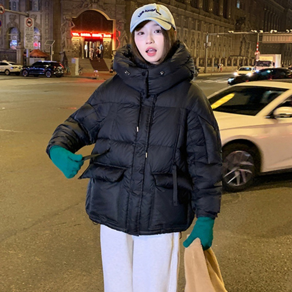 Damen Daunenjacke Kurz mit Kapuze Farbblock Wintermantel