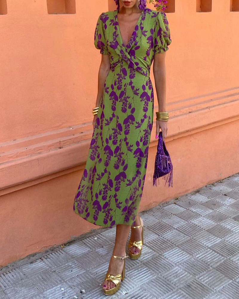 Elegant Leaf Print Deep V Puff Sleeve A-Line Dress 2