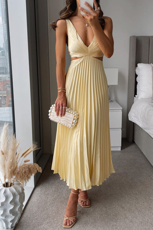 Elegant Plissé Evening Dress Midi Timeless Style for Formal Occasions 0