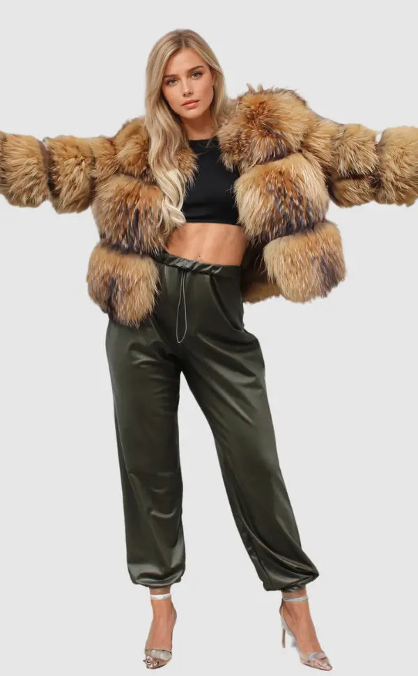 Faux Fur Jacket Women Elegant Chic Design Warmth for Cold Days 1
