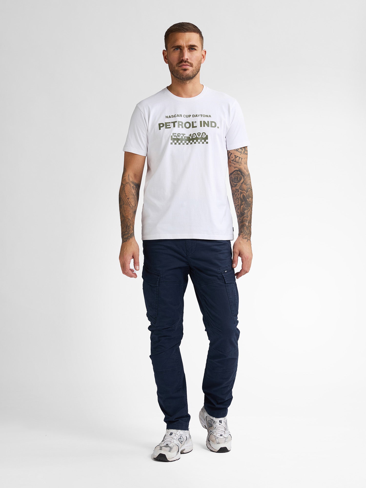 High Waist Black Cargo Pants for Men - Adjustable Fit, Utility Pockets, Relaxed Style 3