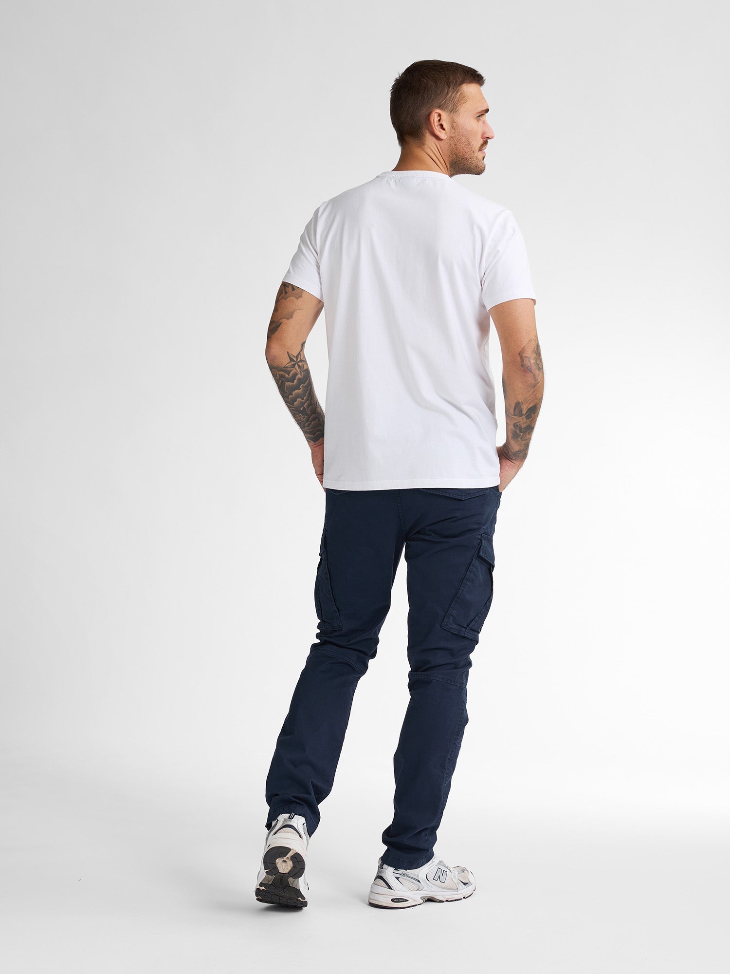 High Waist Black Cargo Pants for Men - Adjustable Fit, Utility Pockets, Relaxed Style 4