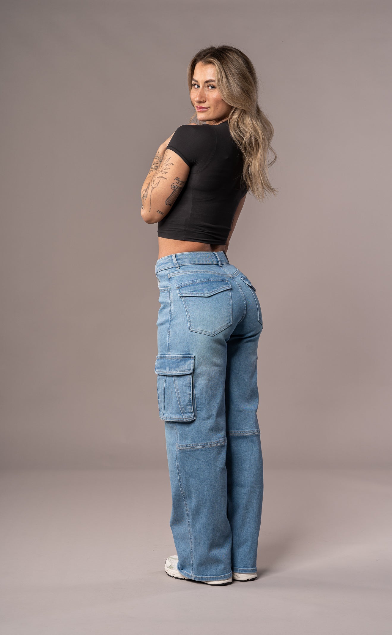 High Waist Cargo Pants for Women - Soft Stretch Denim, Utility Pockets, Urban Style 1