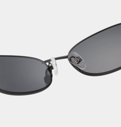 Jack - Unisex Oversized Streetwear Sunglasses with Dark Tinted Lenses & UV Protection 5