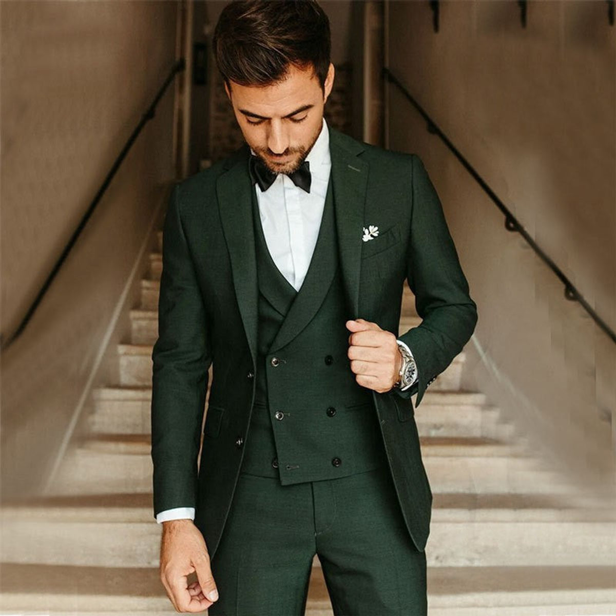 Men's 3-Piece Slim Fit Suit Blazer Vest Trousers Elegant Wedding Suit 2
