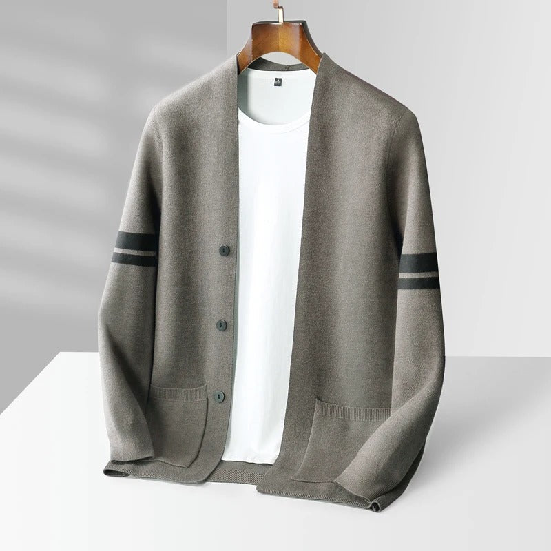 Merino Wool Blend Cardigan Lightweight Minimalist Design with Pockets 4