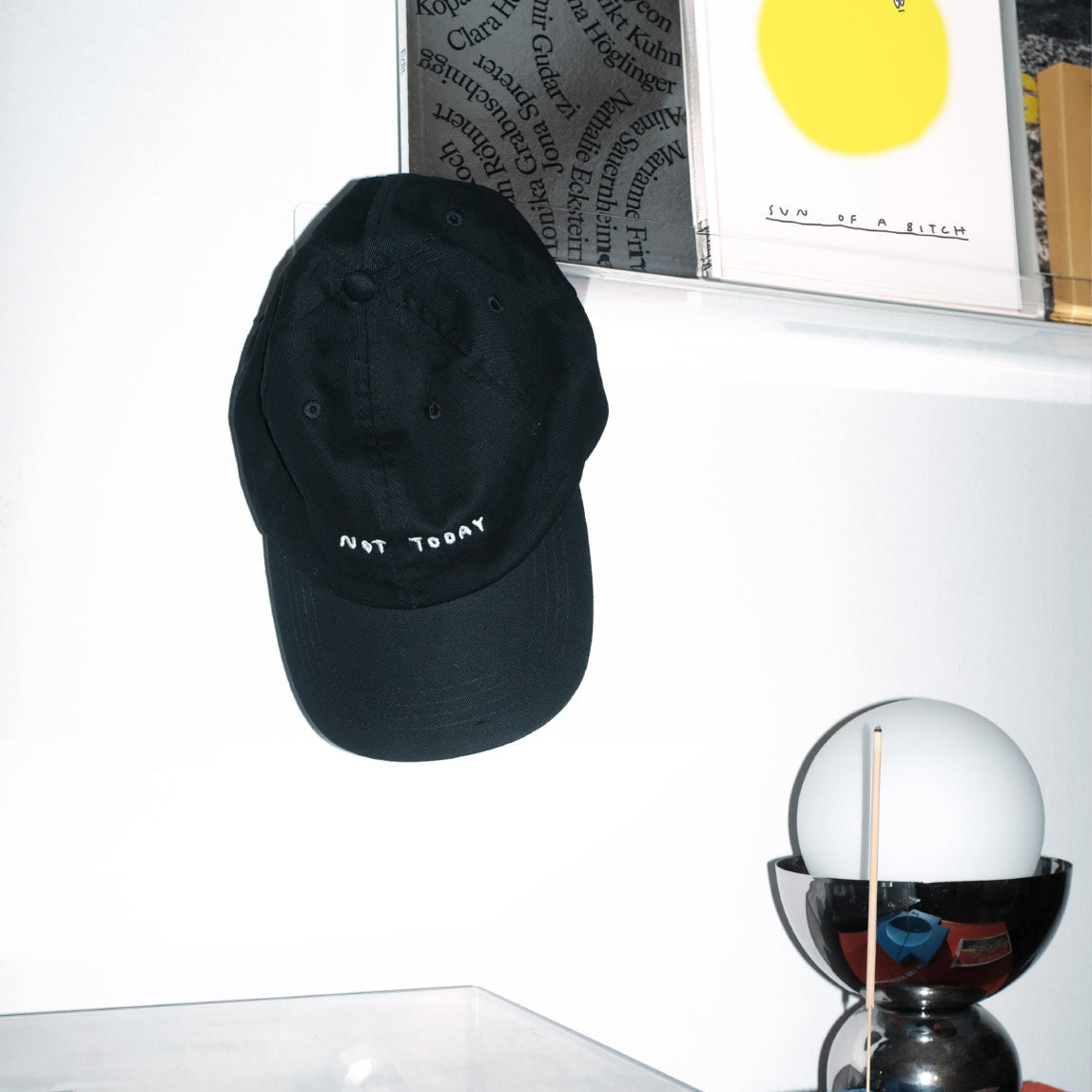 Minimalist Unisex Baseball Cap - Curved Brim Hat in Neutral Colors 2