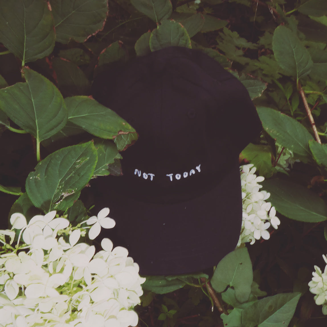Minimalist Unisex Baseball Cap - Curved Brim Hat in Neutral Colors 3