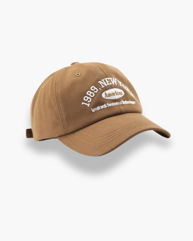 Minimalist Unisex Black Baseball Cap - Curved Brim, Adjustable Fit, Everyday Essential 0