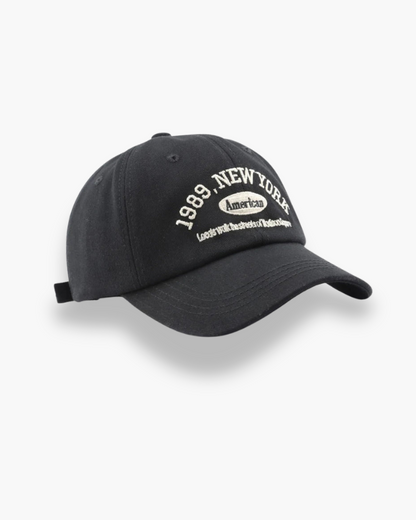 Minimalist Unisex Black Baseball Cap - Curved Brim, Adjustable Fit, Everyday Essential 10