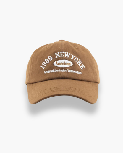 Minimalist Unisex Black Baseball Cap - Curved Brim, Adjustable Fit, Everyday Essential 2