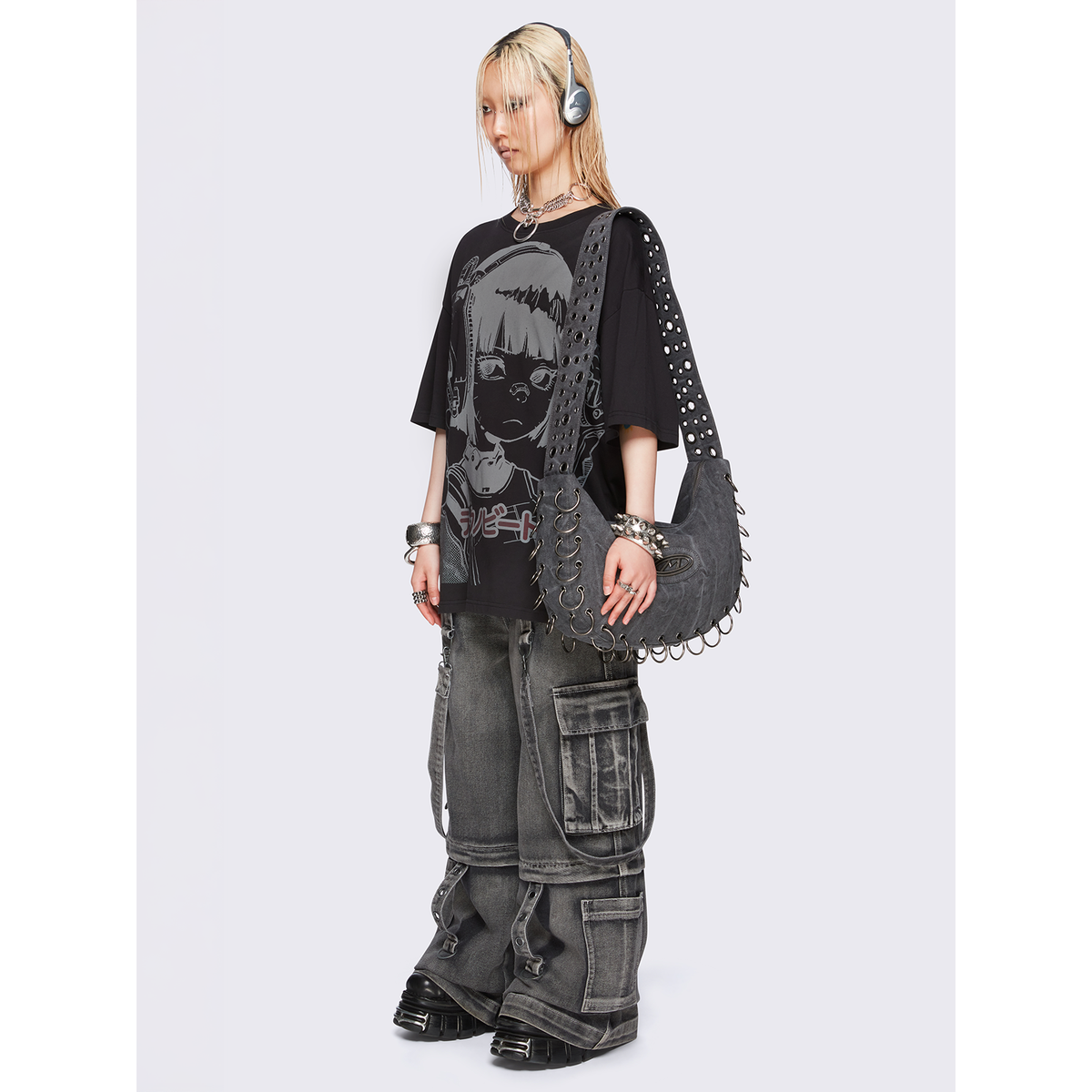 Oversized Women's T-Shirt - Soft Cotton Graphic Tee with Dropped Shoulder Style 3