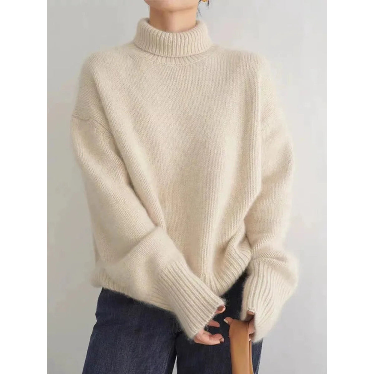 Roll Collar Cashmere Sweater Classic Turtleneck Warmth Elegant Design 0