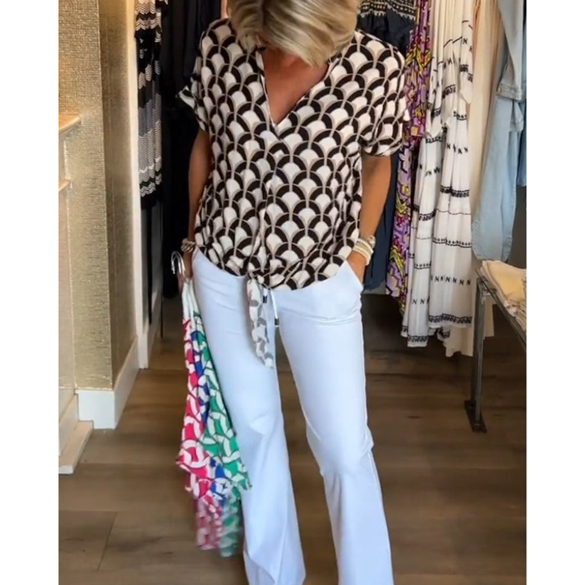 Short-Sleeved V-Neck Printed Casual Top Women Spring Summer Blouse 1
