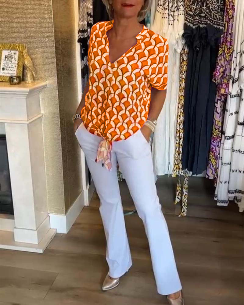 Short-Sleeved V-Neck Printed Casual Top Women Spring Summer Blouse 11