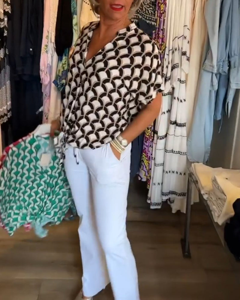 Short-Sleeved V-Neck Printed Casual Top Women Spring Summer Blouse 2
