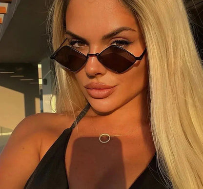 Streetwear Oversized Sunglasses - Unisex Fashion Eyewear with Dark Tinted Lenses & UV Protection 0