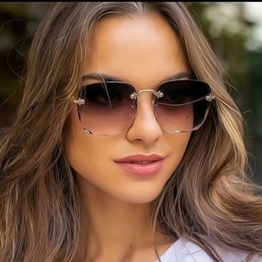 Stylish Oversized Streetwear Sunglasses - Unisex Fashion Eyewear with UV Protection and Dark Tinted Lenses 0