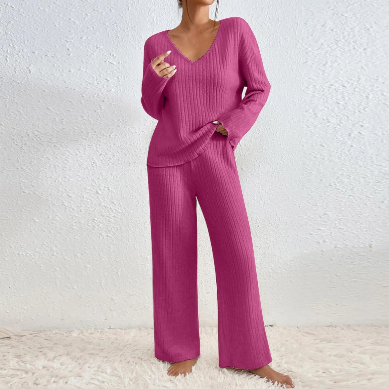 Two-Piece Lounge Set Women Comfortable Chic Loungewear Outfit 11