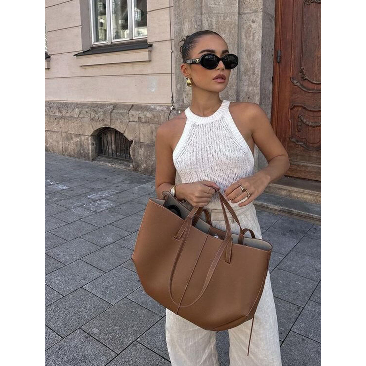 Vintage Tote Bag Women Spacious Shoulder Bag Elegant Design 1