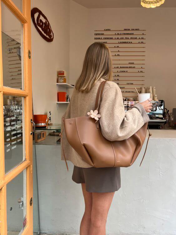 Vintage Tote Bag Women Spacious Shoulder Bag Elegant Design 8