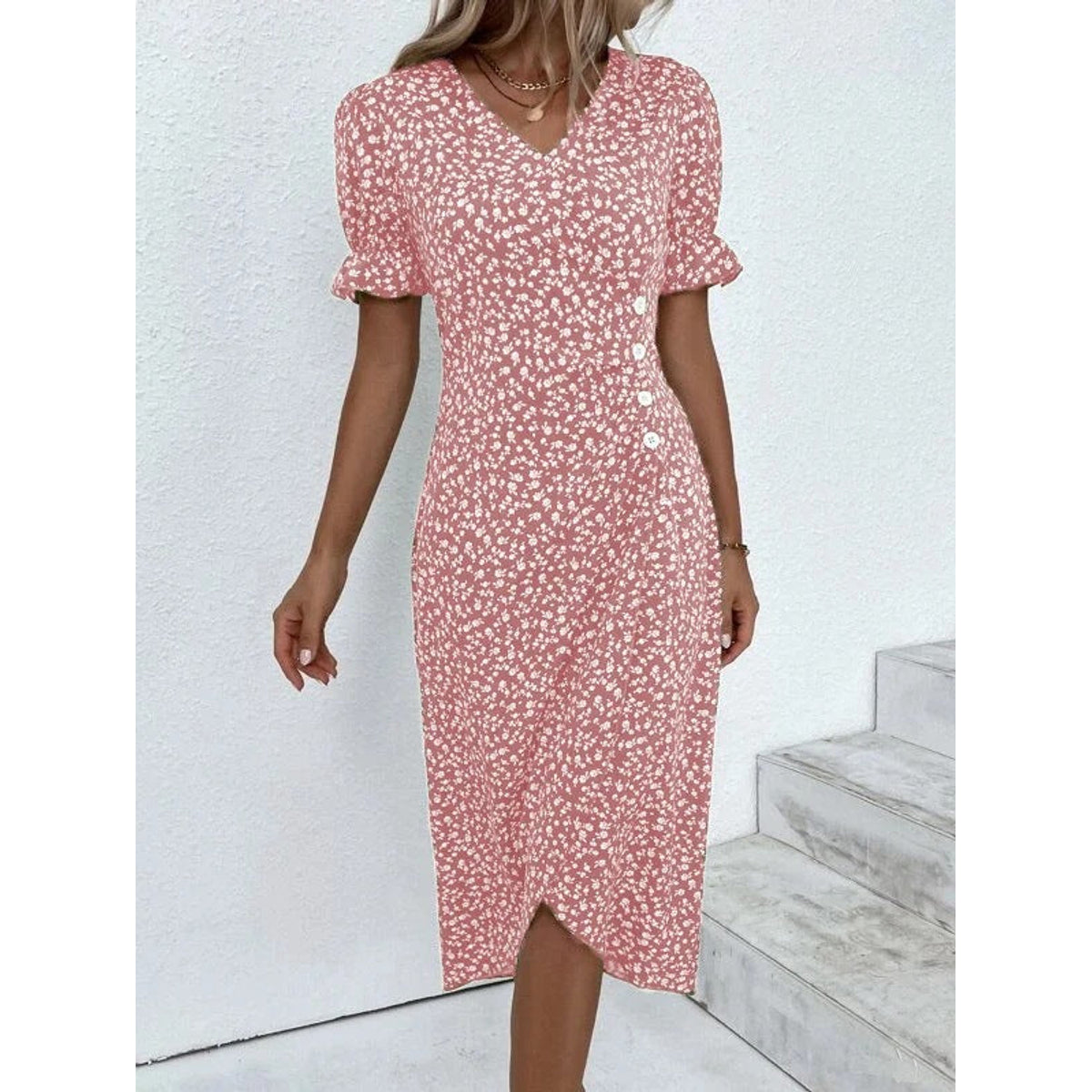 Women's Summer Dress Lightweight Flattering Casual Chic for Beach Days 3