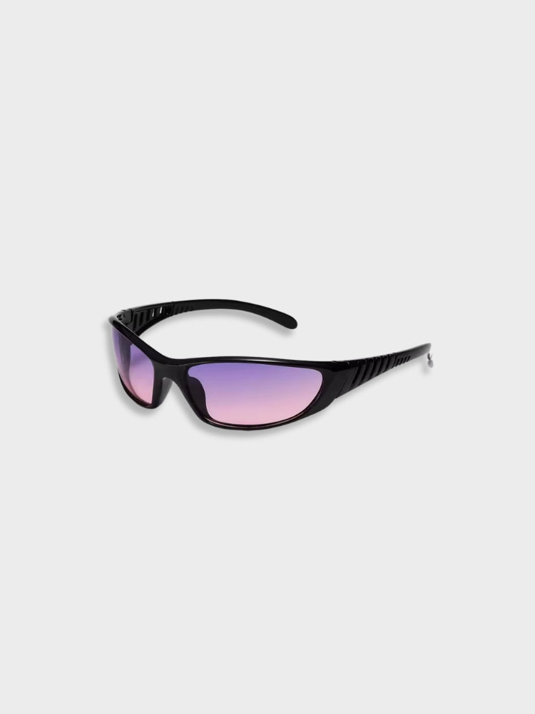 Y2K Shield - Oversized Dark Lens Sunglasses with UV Protection for Unisex Streetwear 10