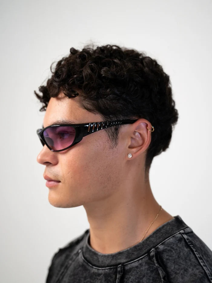 Y2K Shield - Oversized Dark Lens Sunglasses with UV Protection for Unisex Streetwear 3